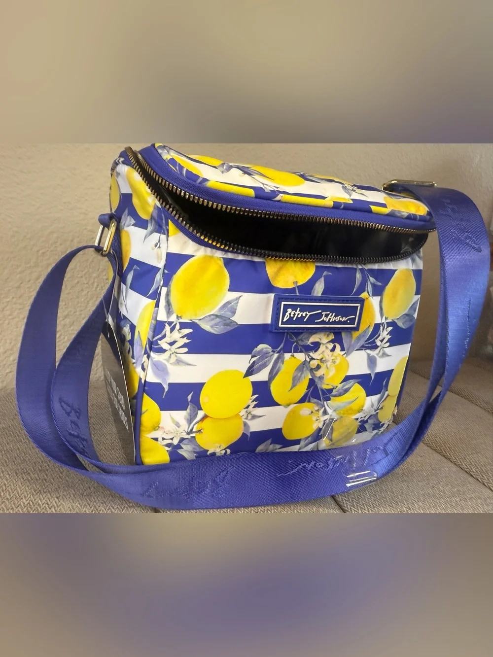 Betsey Johnson Insulted Lunch Tote, Lemon Print - Picture 8 of 15